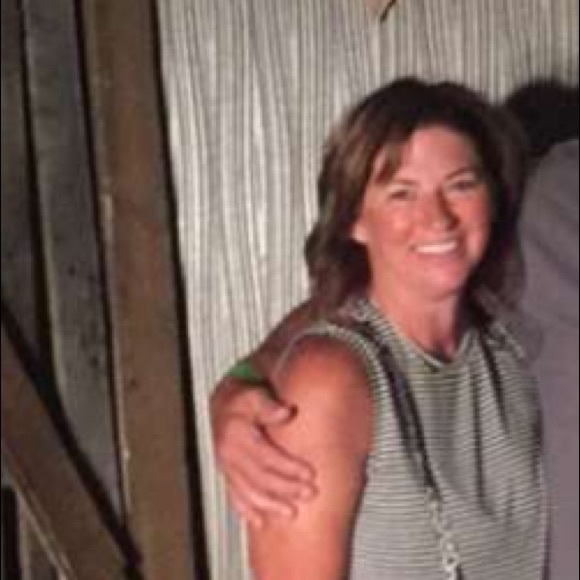 Meet your Posher, Terri - Picture 1 of 1